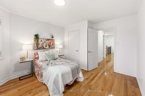 Photo 23 at 30 Glacier Crescent, Rouge E11, Toronto