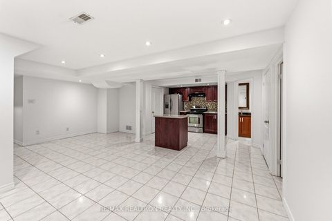 Photo 34 at 30 Glacier Crescent, Rouge E11, Toronto