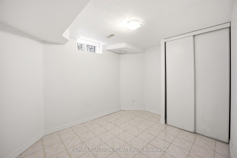 Photo 37 at 30 Glacier Crescent, Rouge E11, Toronto