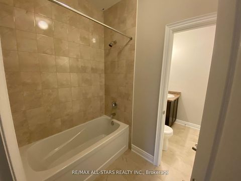 Photo 10 at 38 Shelson Place, Sutton & Jackson's Point, Georgina