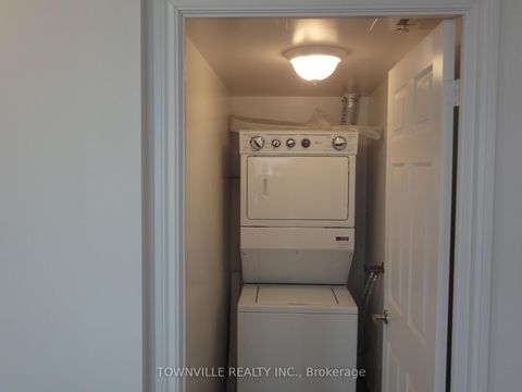 Photo 1 at 1912 - 310 Burnhamthorpe Road W, City Centre, Mississauga