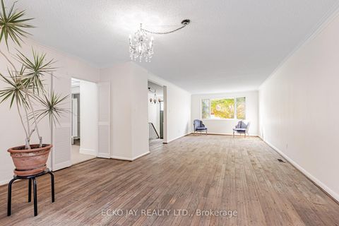 Photo 3 at 79 Larkfield Drive, Don Mills, Toronto
