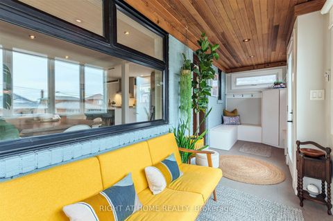 Photo 3 at 17 Claybrooke Street, Greenbrook, Toronto