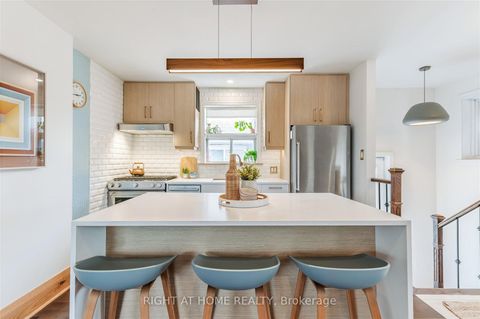 Photo 6 at 17 Claybrooke Street, Greenbrook, Toronto