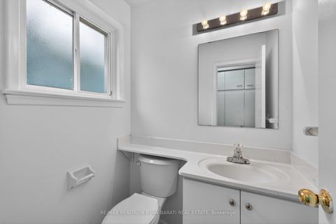 Photo 13 at 298 Newton Drive, Newtonbrook East, Toronto