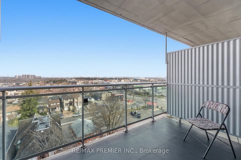 Photo 12 at 815 - 2464 Weston Road, Weston, Toronto