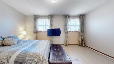 Photo 17 at 100 Cherry Hills Road, Glen Shields, Vaughan