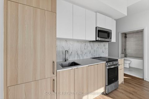 Photo 12 at 717 - 500 Dupont Street, Annex, Toronto