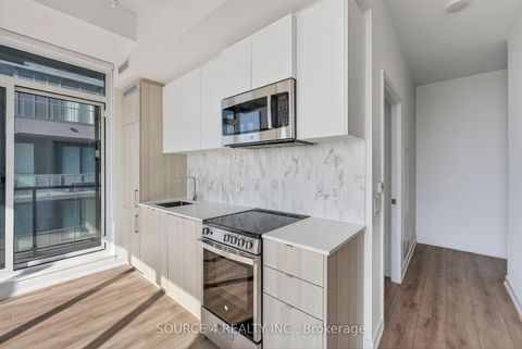 Photo 13 at 717 - 500 Dupont Street, Annex, Toronto