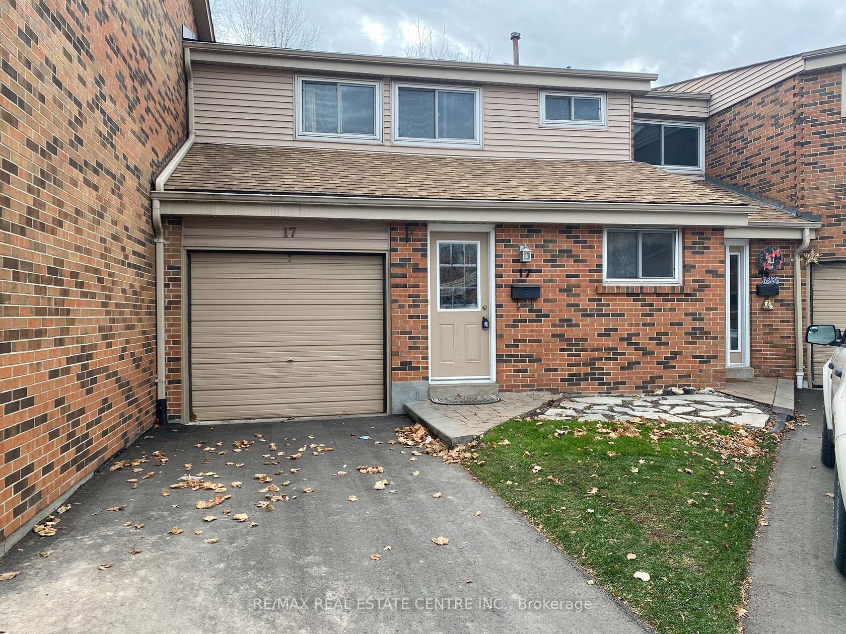 17 - 2755 Windwood Drive, Meadowvale, Mississauga 