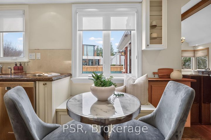 Photo 10 at 575 Patricia Drive, WO West, Oakville