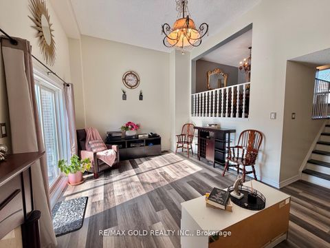 Photo 6 at 26 - 7707 Darcel Avenue, Malton, Mississauga