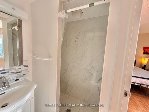 Photo 19 at 26 - 7707 Darcel Avenue, Malton, Mississauga