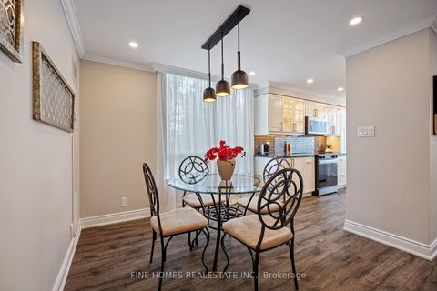 Photo 9 at 307 - 120 promenade Circle, Brownridge, Vaughan