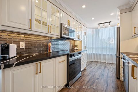 Photo 12 at 307 - 120 promenade Circle, Brownridge, Vaughan