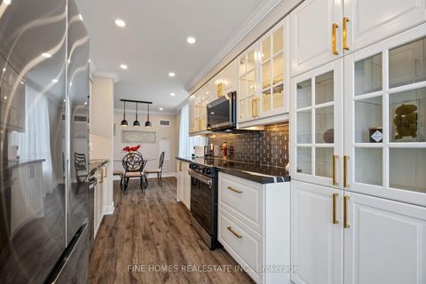 Photo 14 at 307 - 120 promenade Circle, Brownridge, Vaughan