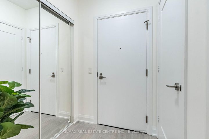 Photo 7 at 207 - 110 Marine Parade Drive, Mimico, Toronto