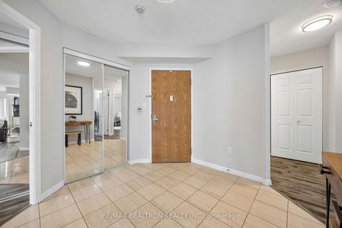 Photo 4 at 1602 - 23 Lorraine Drive, Willowdale West, Toronto