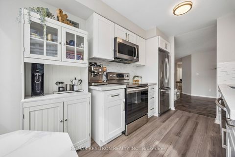 Photo 15 at 1602 - 23 Lorraine Drive, Willowdale West, Toronto