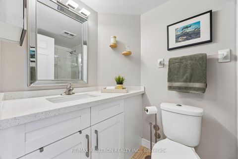 Photo 21 at 1602 - 23 Lorraine Drive, Willowdale West, Toronto