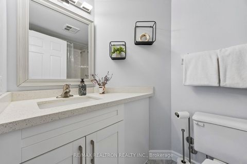 Photo 29 at 1602 - 23 Lorraine Drive, Willowdale West, Toronto