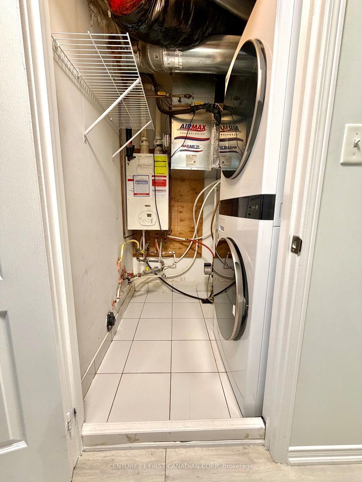 Photo 19 at 2 - 35 Hays Boulevard, RO River Oaks, Oakville