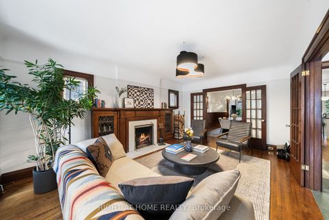 Photo 2 at 113 Eastbourne Avenue, Eglinton, Toronto
