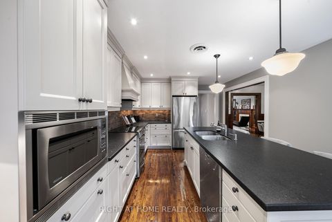 Photo 14 at 113 Eastbourne Avenue, Eglinton, Toronto