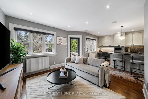 Photo 16 at 113 Eastbourne Avenue, Eglinton, Toronto