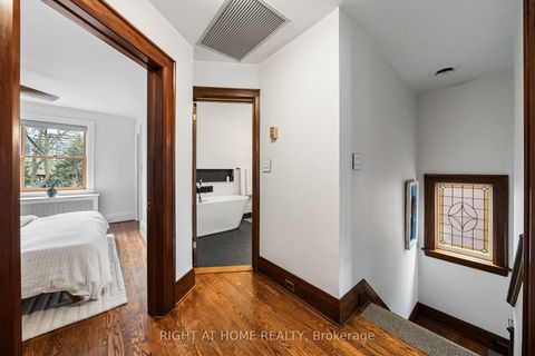 Photo 24 at 113 Eastbourne Avenue, Eglinton, Toronto