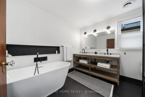 Photo 33 at 113 Eastbourne Avenue, Eglinton, Toronto