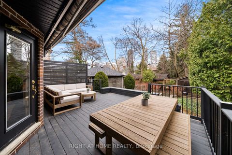 Photo 40 at 113 Eastbourne Avenue, Eglinton, Toronto