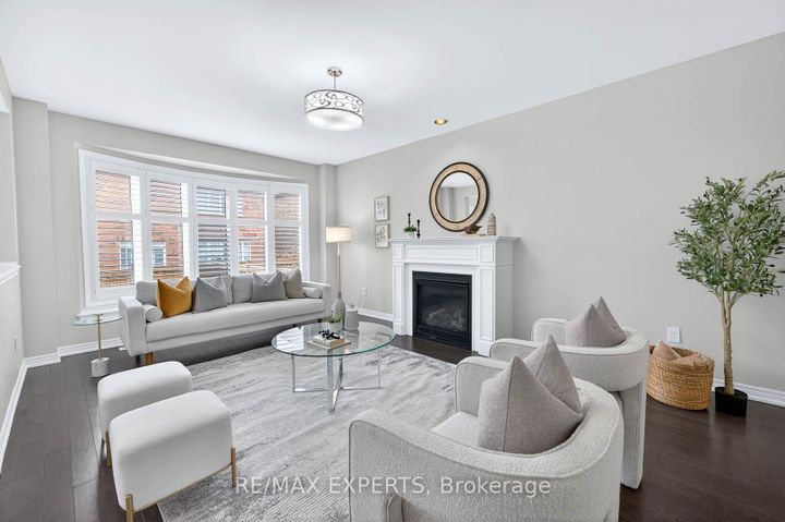 Photo 6 at 31 Gillis Road, Northwest Brampton, Brampton