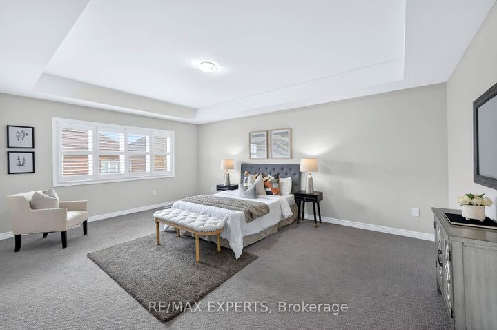 Photo 13 at 31 Gillis Road, Northwest Brampton, Brampton