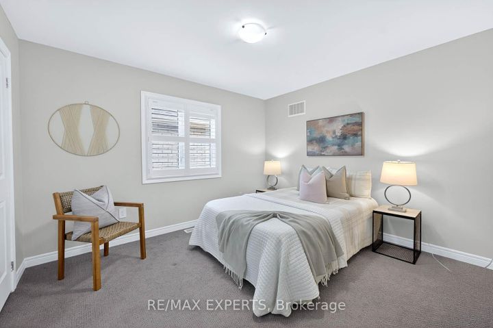 Photo 21 at 31 Gillis Road, Northwest Brampton, Brampton