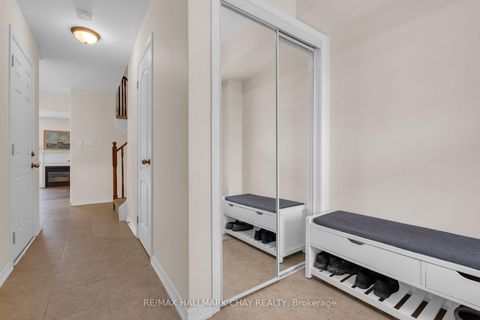 Photo 3 at 38 - 75 Prince William Way, Shore, Barrie