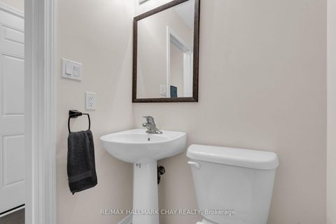 Photo 13 at 38 - 75 Prince William Way, Shore, Barrie