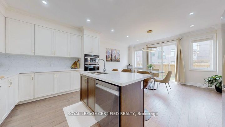 Photo 13 at 29 Frost Street, Northwest Brampton, Brampton