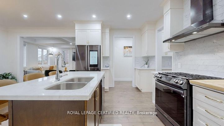 Photo 16 at 29 Frost Street, Northwest Brampton, Brampton