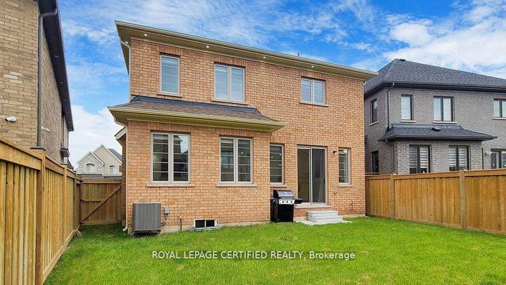 Photo 42 at 29 Frost Street, Northwest Brampton, Brampton