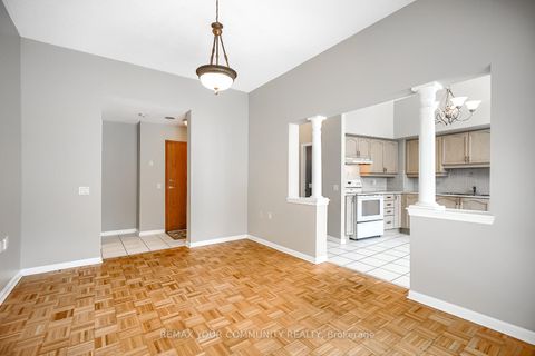 Photo 10 at 109 - 2502 Rutherford Road, Maple, Vaughan