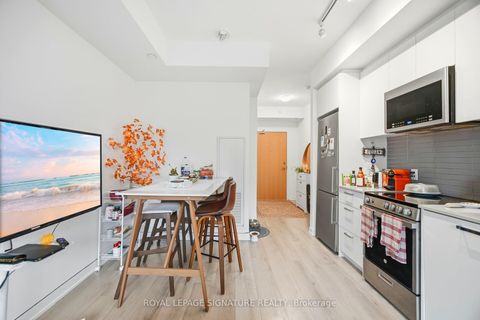 Photo 9 at 208 - 1787 St Clair Avenue W, Pellam Park, Toronto