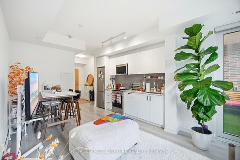 Photo 13 at 208 - 1787 St Clair Avenue W, Pellam Park, Toronto