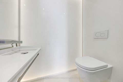 Photo 19 at 6 Bannatyne Drive, Windfields, Toronto