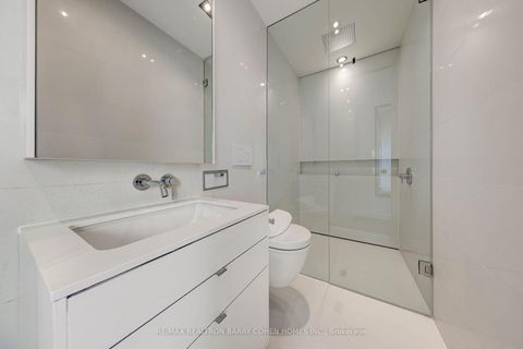 Photo 23 at 6 Bannatyne Drive, Windfields, Toronto