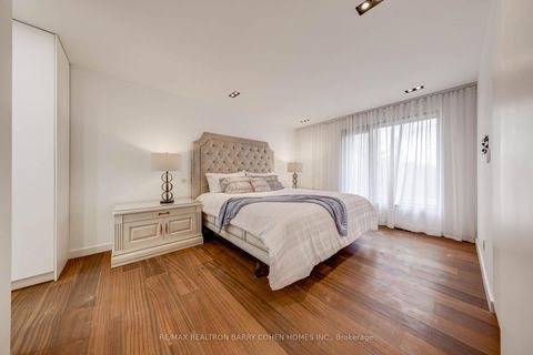 Photo 29 at 6 Bannatyne Drive, Windfields, Toronto