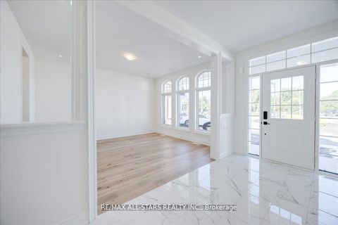 Photo 2 at 59 Stadacona Avenue, Sutton & Jackson's Point, Georgina