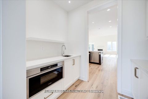 Photo 7 at 59 Stadacona Avenue, Sutton & Jackson's Point, Georgina