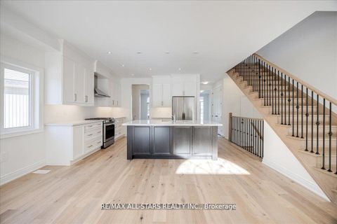 Photo 14 at 59 Stadacona Avenue, Sutton & Jackson's Point, Georgina