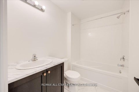 Photo 32 at 59 Stadacona Avenue, Sutton & Jackson's Point, Georgina